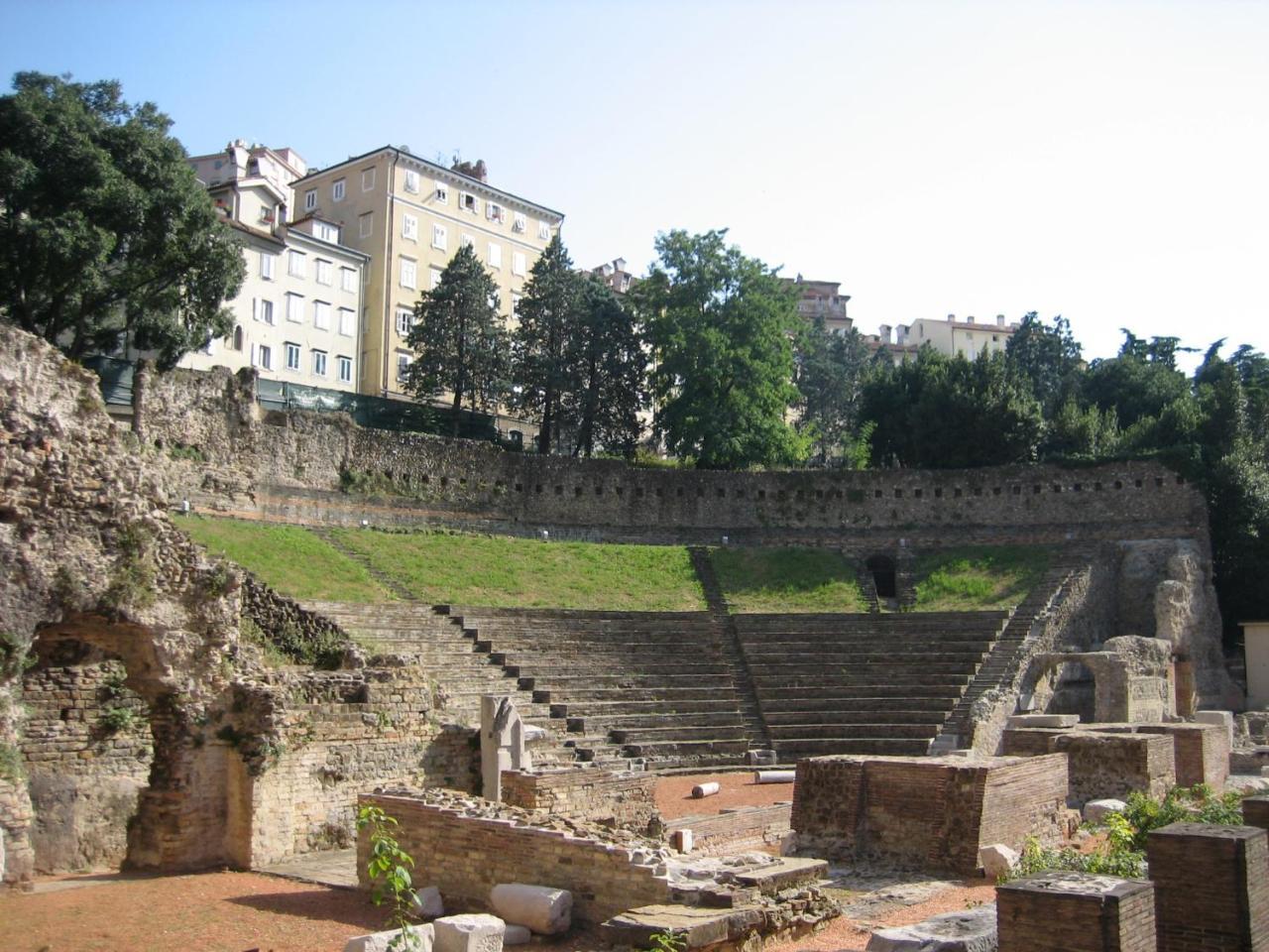 Aparthotel Teatro 2*